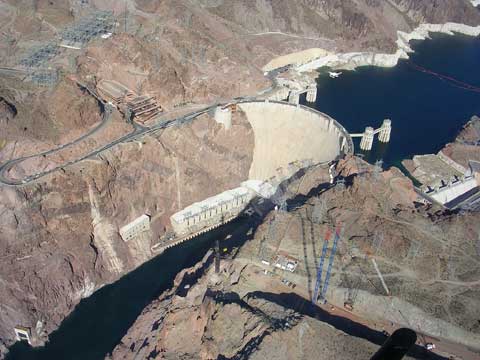 世界闻名的水利工程——胡佛水坝