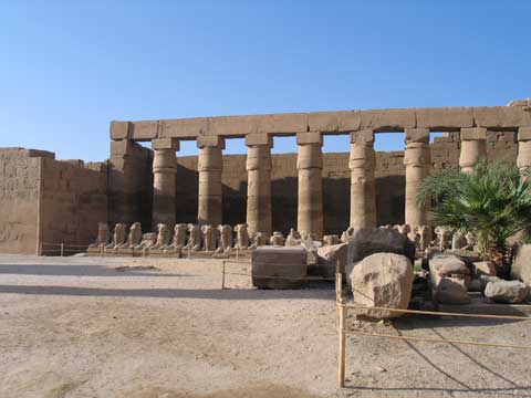 非洲埃及卡纳克神庙