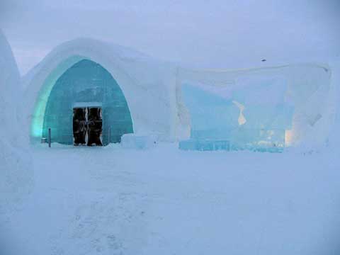 瑞典冰旅馆——世界上最大的冰建筑物