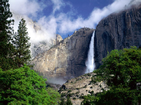 美国加州优胜美地瀑布