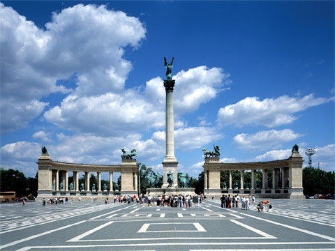 匈牙利布达佩斯英雄广场